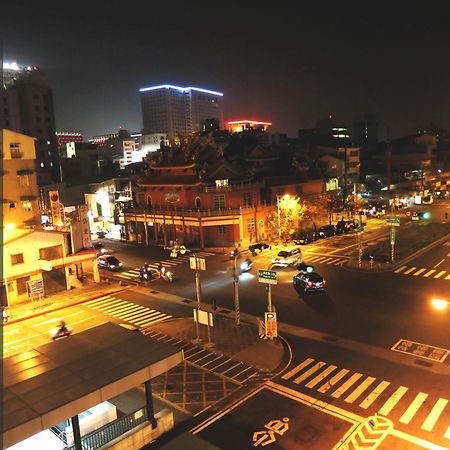 S&E Hotel Tainan Exterior foto