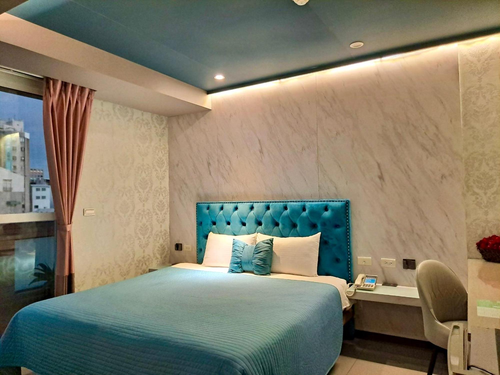 S&E Hotel Tainan Exterior foto